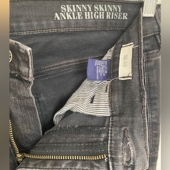 Madewell black Skinny Skinny Ankle High Riser Jeans - Picture 2 of 3